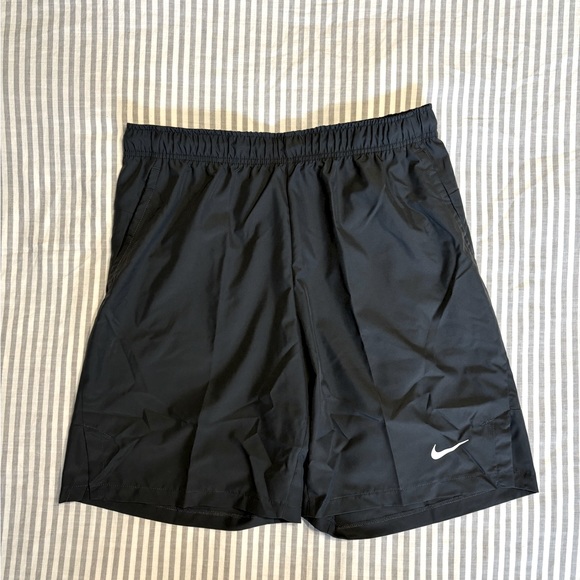 Nike Dri Fit Shorts - Picture 1 of 3